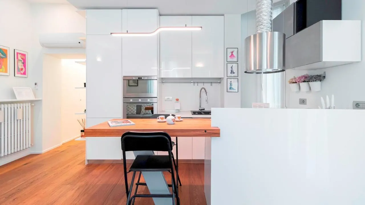 Italianway - Nazario Sauro 5 Apartamento Milão