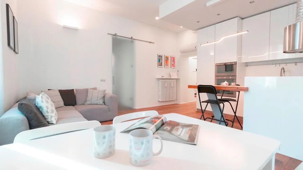 Italianway - Nazario Sauro 5 Apartamento Milão